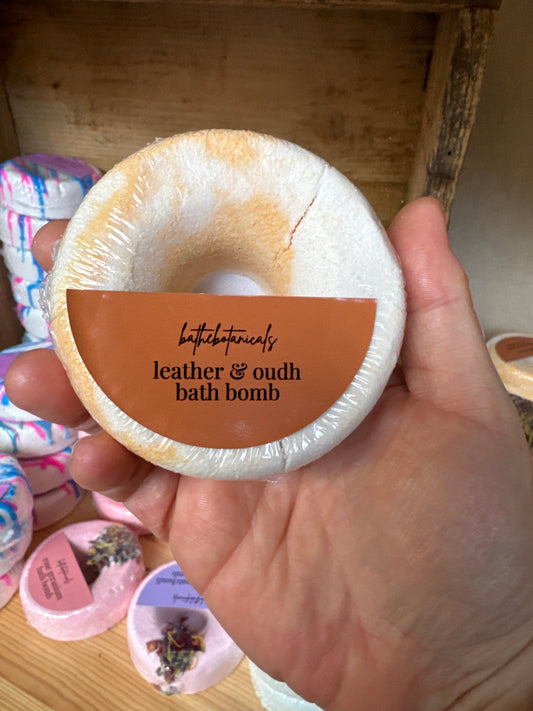 Leather and Oudh Doughnut bath bomb