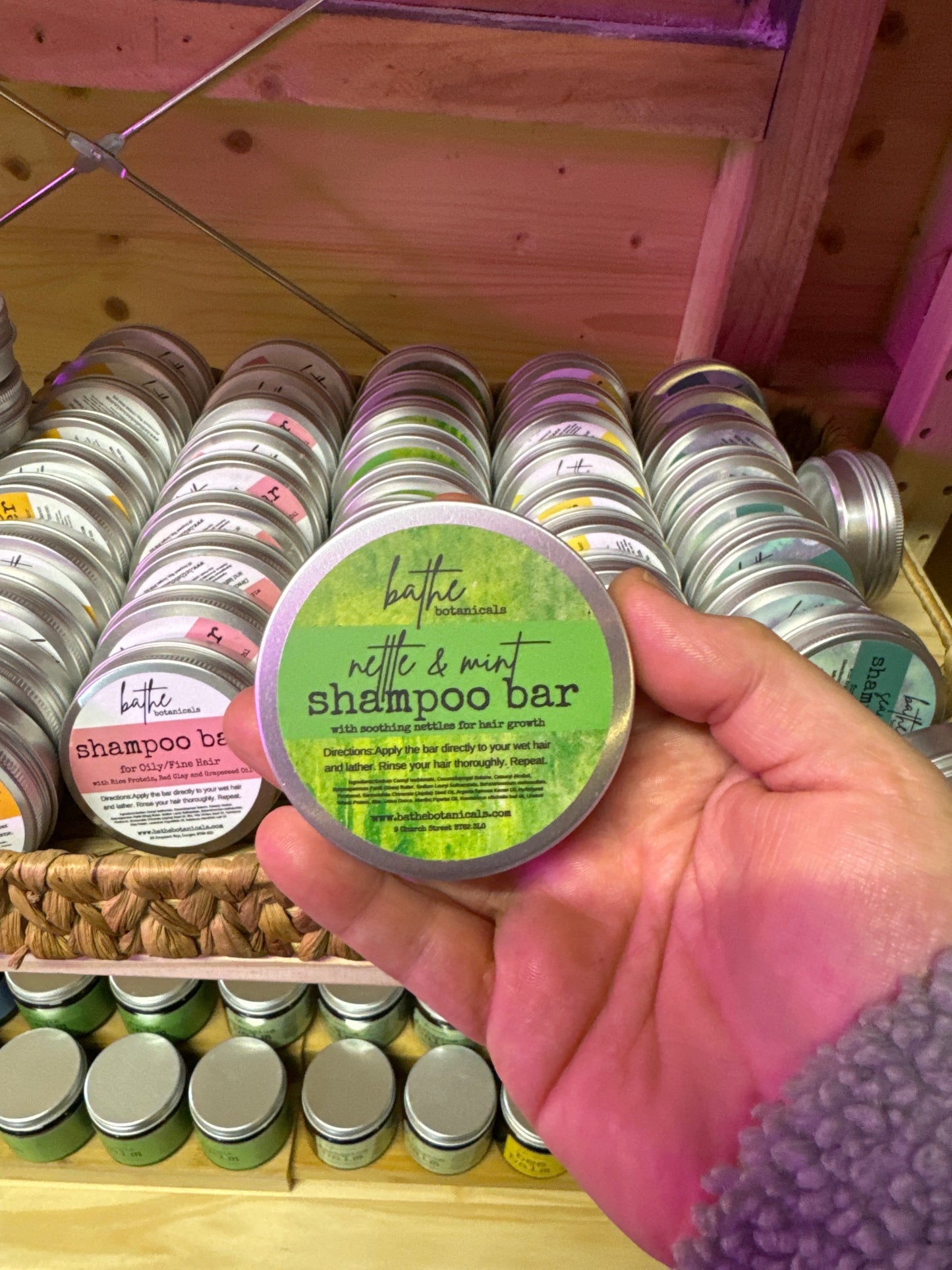 Nettle and Mint shampoo bar in aluminium tin (all hair types)